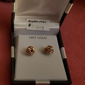 14kt Earrings